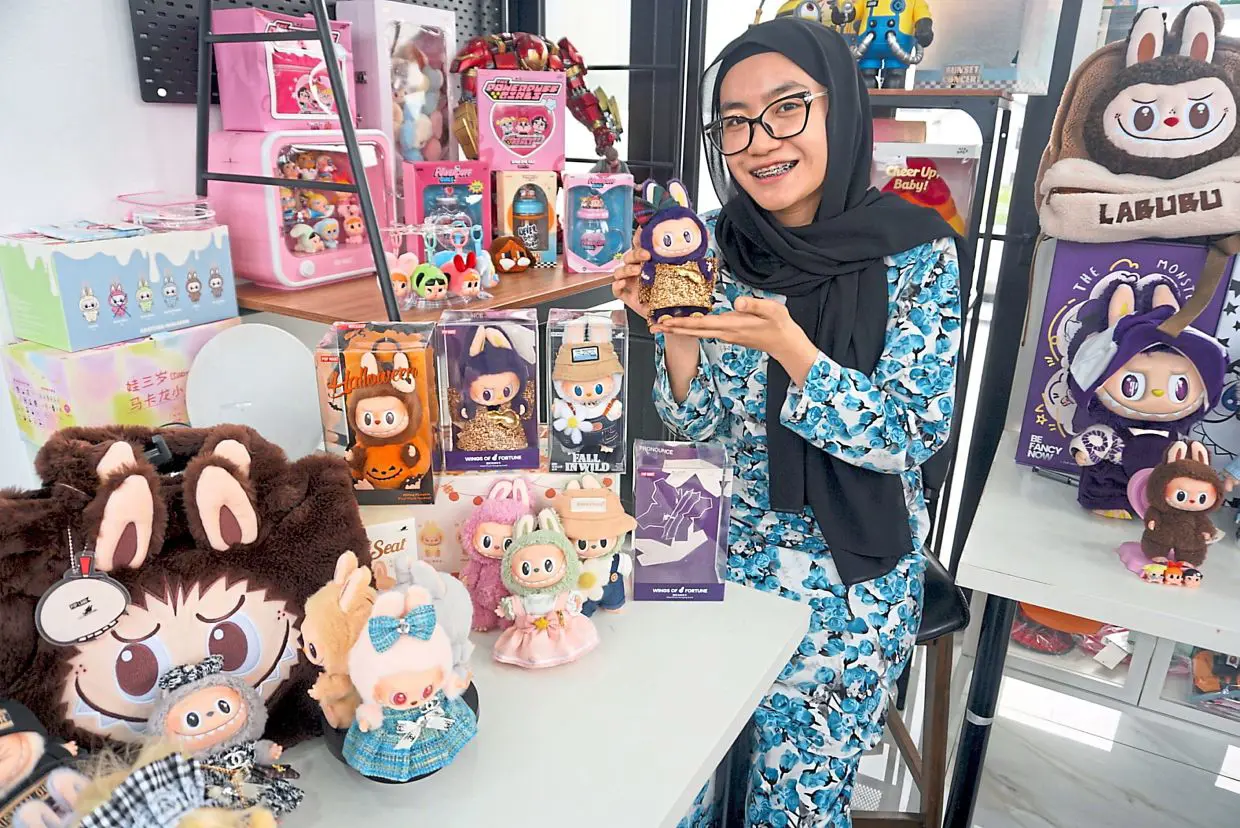 Labubu Doll – Cơn Sốt Búp Bê Sưu Tập Khiến Giới Trẻ Phát Cuồng - SevenAM