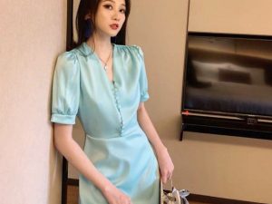 Đầm công sở chất liệu lụa cao cấp mang lại nhiều lợi ích, phong cách cho chị em
