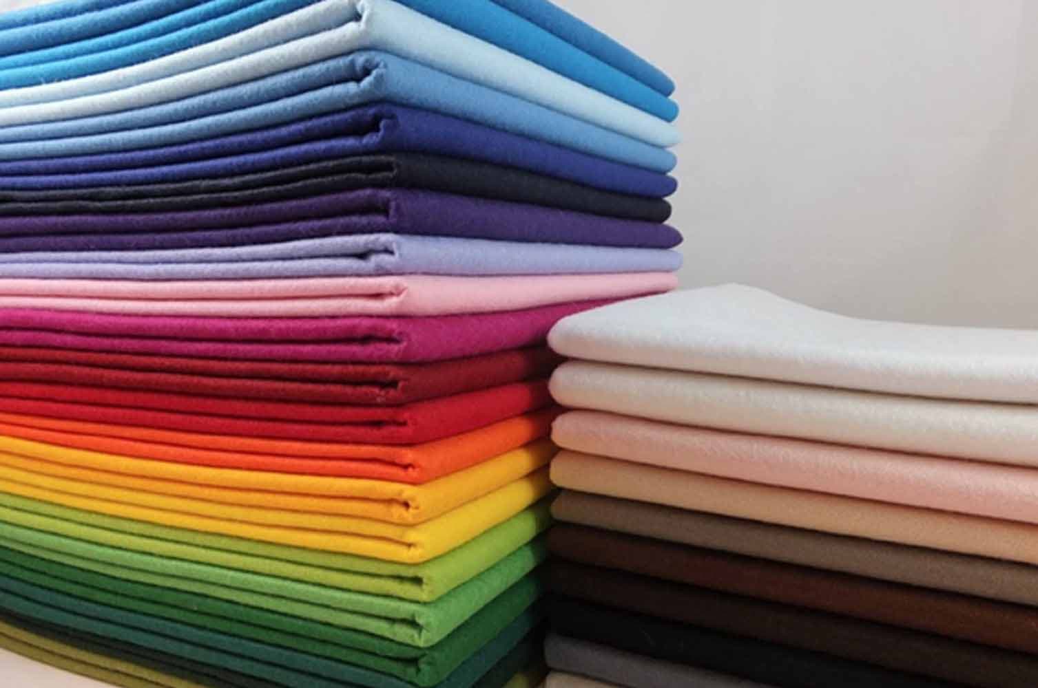 Các loại chất liệu vải phổ biến để may áo lớp
