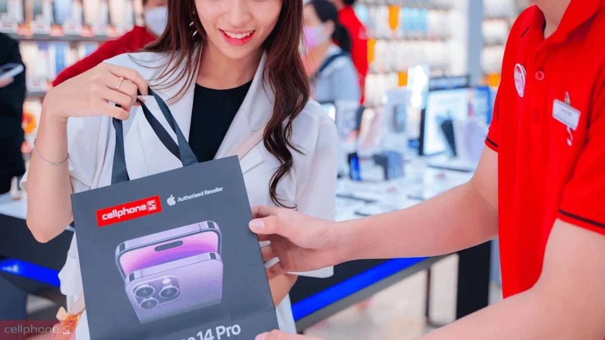 Dịch vụ tư vấn chuyên nghiệp tại CellphoneS