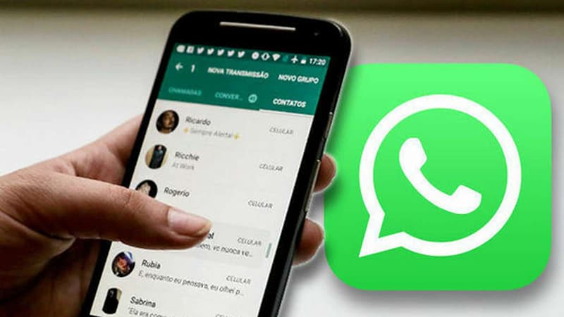 Giao diện một cuộc gọi video nhóm trên ứng dụng Whatsapp