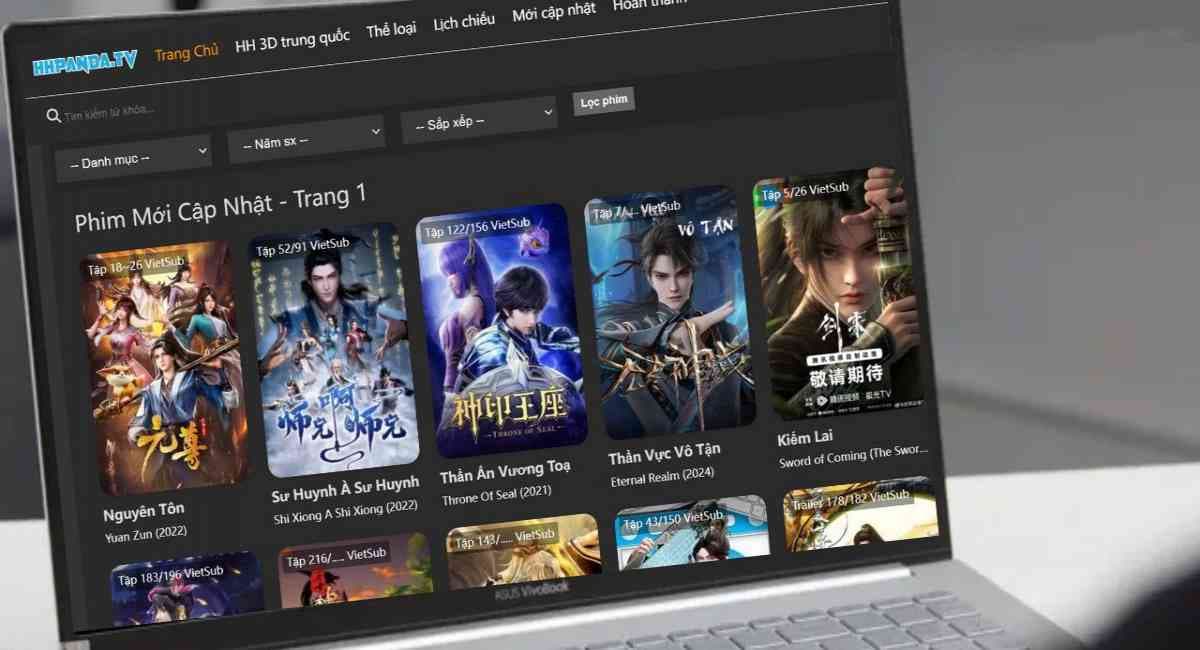 Phong cách thời trang phi giới tính và đầy cá tính của Hhpanda