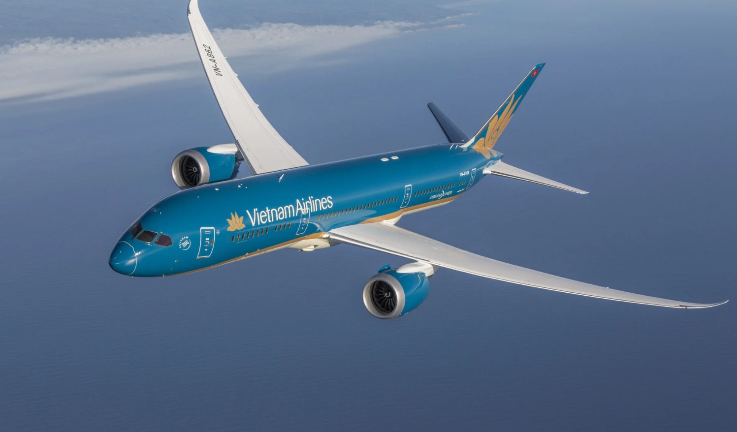 Vietnam Airlines bắt đầu từ năm 1956 với sự ra đời của Cục Hàng không Dân dụng Việt Nam