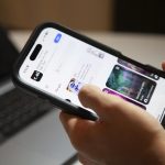 Character AI là gì? Khám phá toàn diện về công cụ trò chuyện AI độc đáo