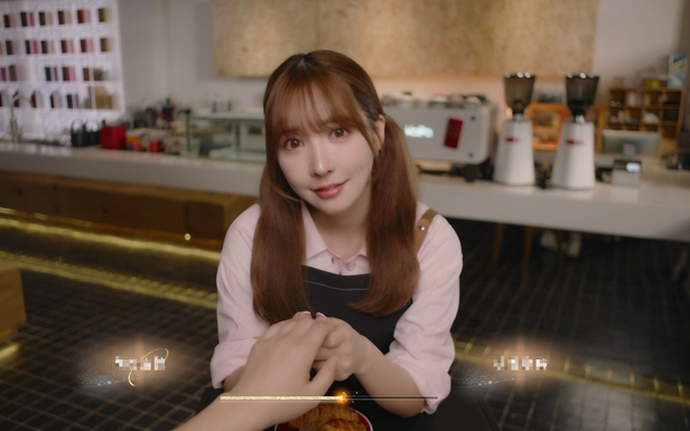 Yua Mikami là ai - Hoạt động âm nhạc và hợp tác