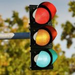 Đèn Giao Thông - 5 Lưu Ý Sống Còn Khi Di Chuyển