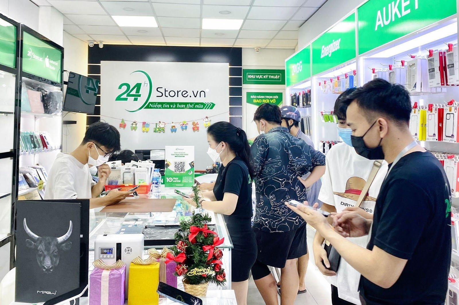 Phương pháp xây dựng vị thế cho 24hStore