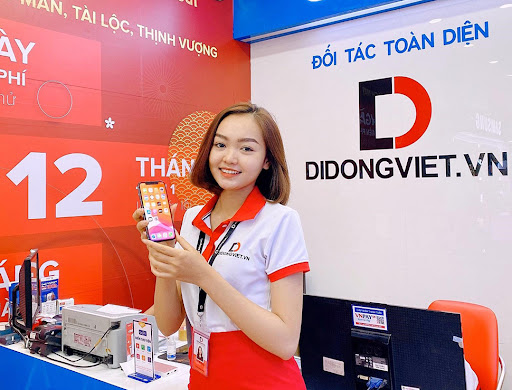 Mẫu điện thoại thông minh mới nhất tại kệ hàng