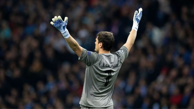 Iker Casillas: Hành Trình Từ "Thánh" Iker Đến Huyền Thoại Bất Tử Của Bóng Đá Tây Ban Nha