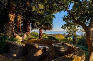 Bậc Thầy Thiết Kế Điền Trang - 9 Bí Quyết Sống Sang Trọng