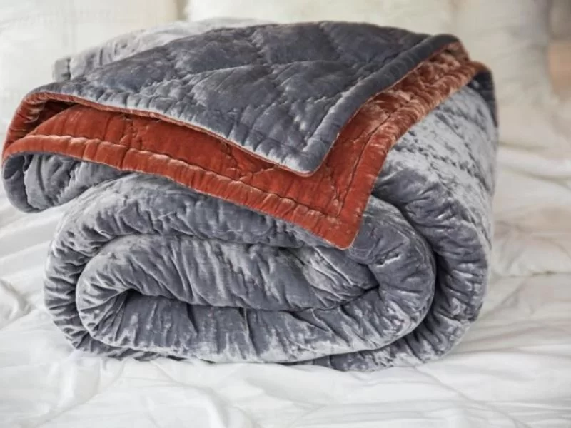 Cách giặt khăn lụa tơ tằm - Cách giặt khăn lụa tơ tằm: nắm chất liệu để khỏi hỏng Cách giặt khăn lụa tơ tằm - Cách giặt khăn lụa tơ tằm: nắm chất liệu để khỏi hỏng