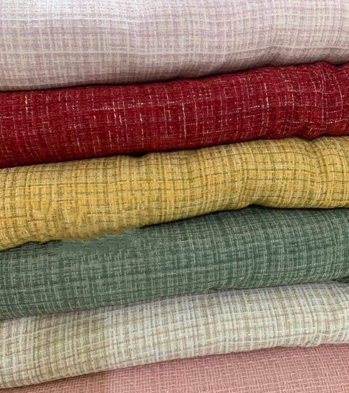 Vải tweed là gì - Giữ form đẹp cho áo khoác, váy và set đồ Vải tweed là gì - Giữ form đẹp cho áo khoác, váy và set đồ