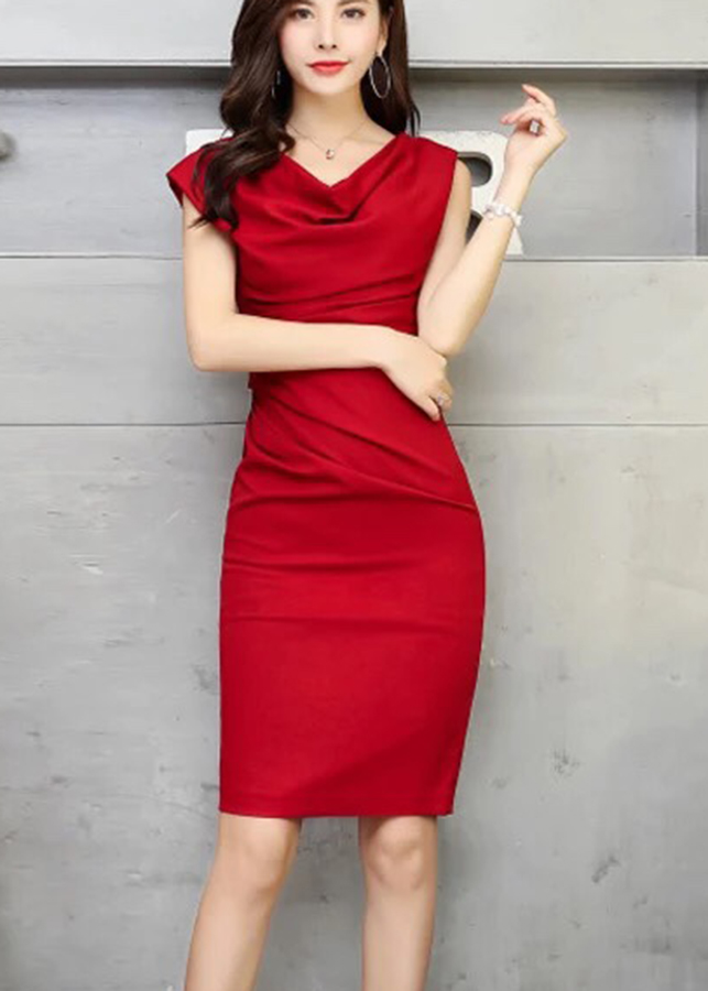 Đầm cổ đổ - Nàng nhỏ nhắn: ưu tiên tỉ lệ gọn Đầm cổ đổ - Nàng nhỏ nhắn: ưu tiên tỉ lệ gọn