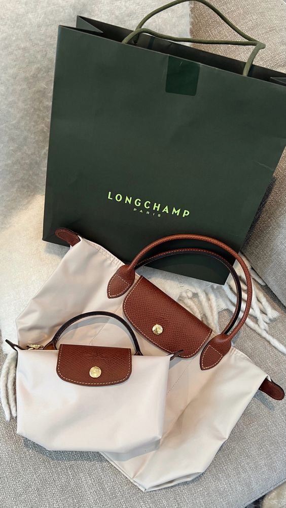 Túi Longchamp - Túi Longchamp được mê vì điều gì? Túi Longchamp - Túi Longchamp được mê vì điều gì?