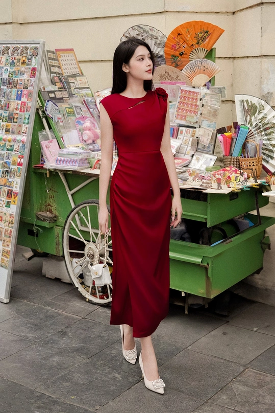 Váy dự tiệc - Chất liệu và dress code để không lạc quẻ Váy dự tiệc - Chất liệu và dress code để không lạc quẻ