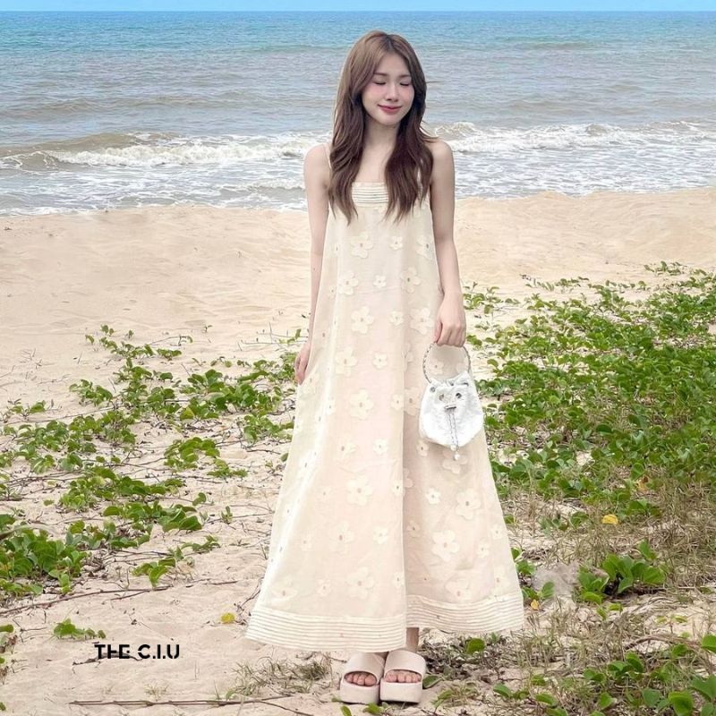 Váy đi biển - Maxi bay nhẹ cho mood hoàng hôn Váy đi biển - Maxi bay nhẹ cho mood hoàng hôn