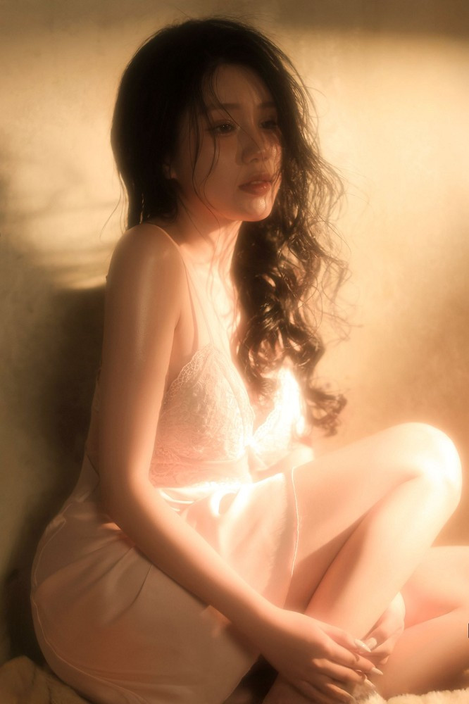 Đầm thức - Đi làm: lịch sự nhưng vẫn trẻ Đầm thức - Đi làm: lịch sự nhưng vẫn trẻ