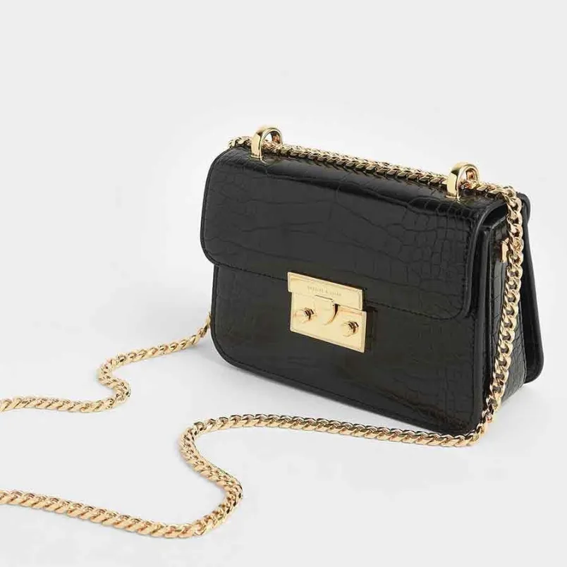 Túi xách Charles & Keith - Túi xách Charles & Keith: Điểm cộng khiến bạn “chốt đơn” Túi xách Charles & Keith - Túi xách Charles & Keith: Điểm cộng khiến bạn “chốt đơn”