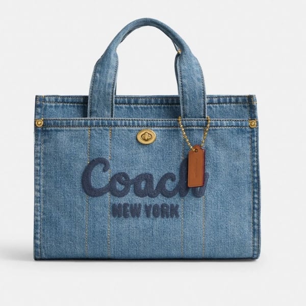 Túi coach - Rogue: chuẩn công sở, đứng form và có chiều sâu Túi coach - Rogue: chuẩn công sở, đứng form và có chiều sâu