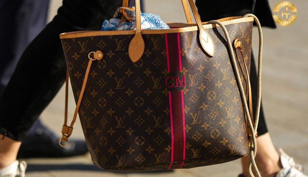 Túi Louis Vuitton - Dạo phố & hẹn hò: trẻ trung đúng chất Túi Louis Vuitton - Dạo phố & hẹn hò: trẻ trung đúng chất