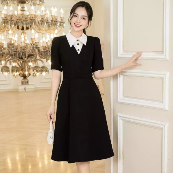 Váy công sở - 4) Midi xếp ly hoặc wrap: nữ tính, lên dáng rất nịnh Váy công sở - 4) Midi xếp ly hoặc wrap: nữ tính, lên dáng rất nịnh