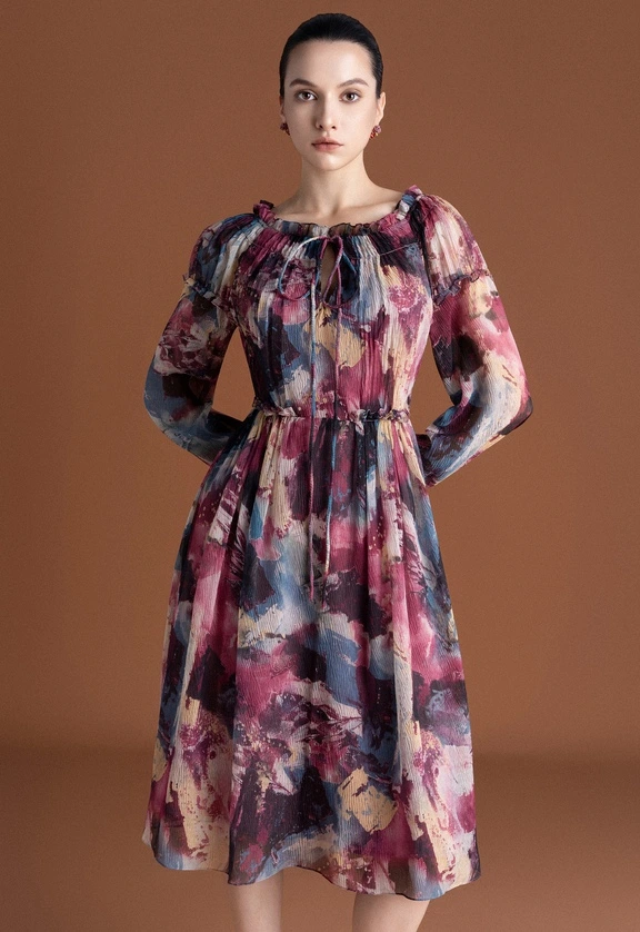 Váy midi hoa nhã nhặn - Combo công sở: sơ mi trơn + túi tote + loafer Váy midi hoa nhã nhặn - Combo công sở: sơ mi trơn + túi tote + loafer