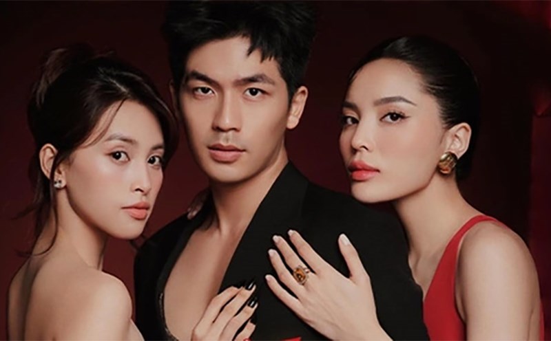 Bộ tứ báo thủ - Mối quan hệ lâu năm và cảm giác “xa mà gần”