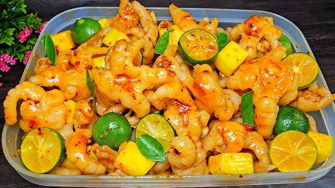 Chân gà sốt Thái - Luộc vừa chín và ngâm đá