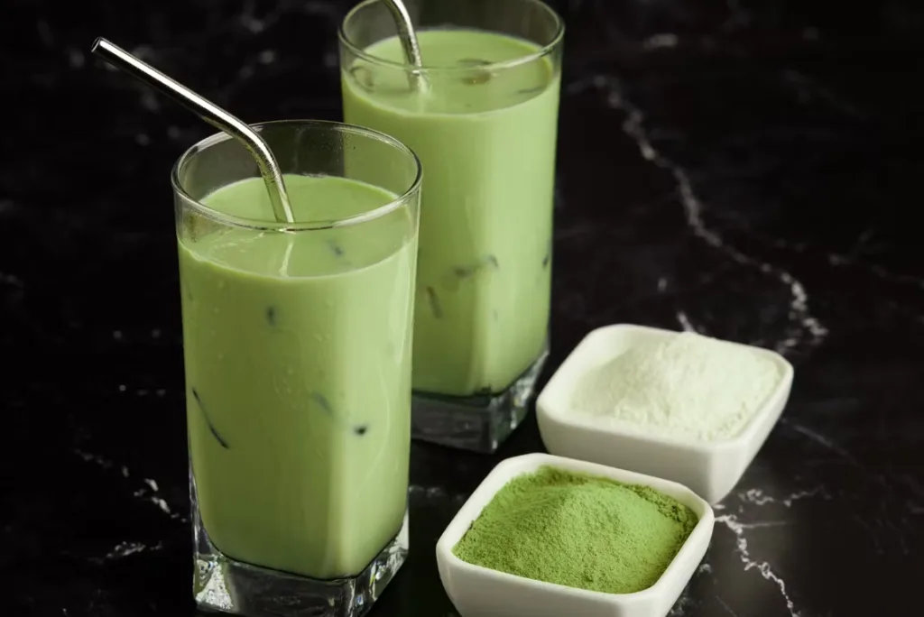 Matcha là gì - Từ trà đạo đến latte và đồ ngọt