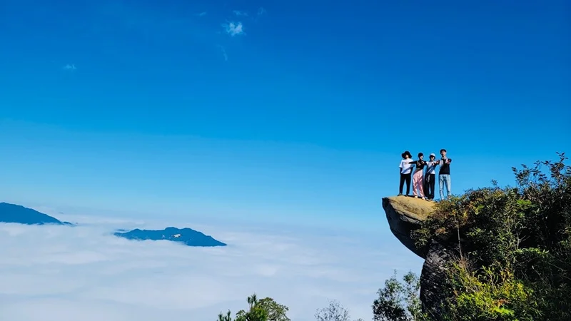 Tà Xùa ở đâu - Xe khách và phương án nhẹ nhàng