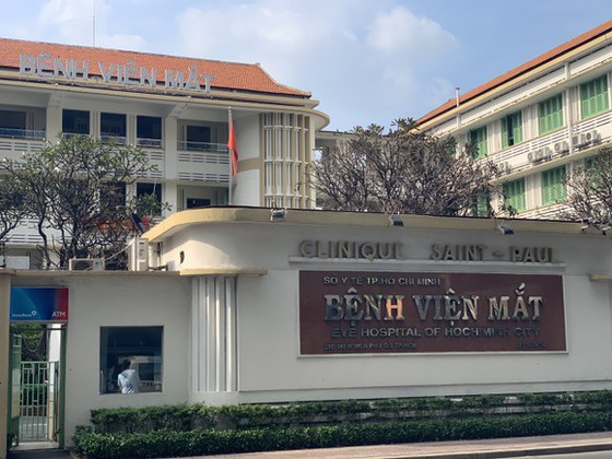 Bệnh viện mắt TPHCM - Khoa Khám mắt