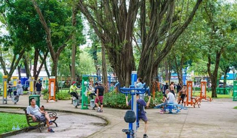 Công viên Lê Văn Tám - Tập thể dục, đi bộ và chạy bộ Công viên Lê Văn Tám - Tập thể dục, đi bộ và chạy bộ