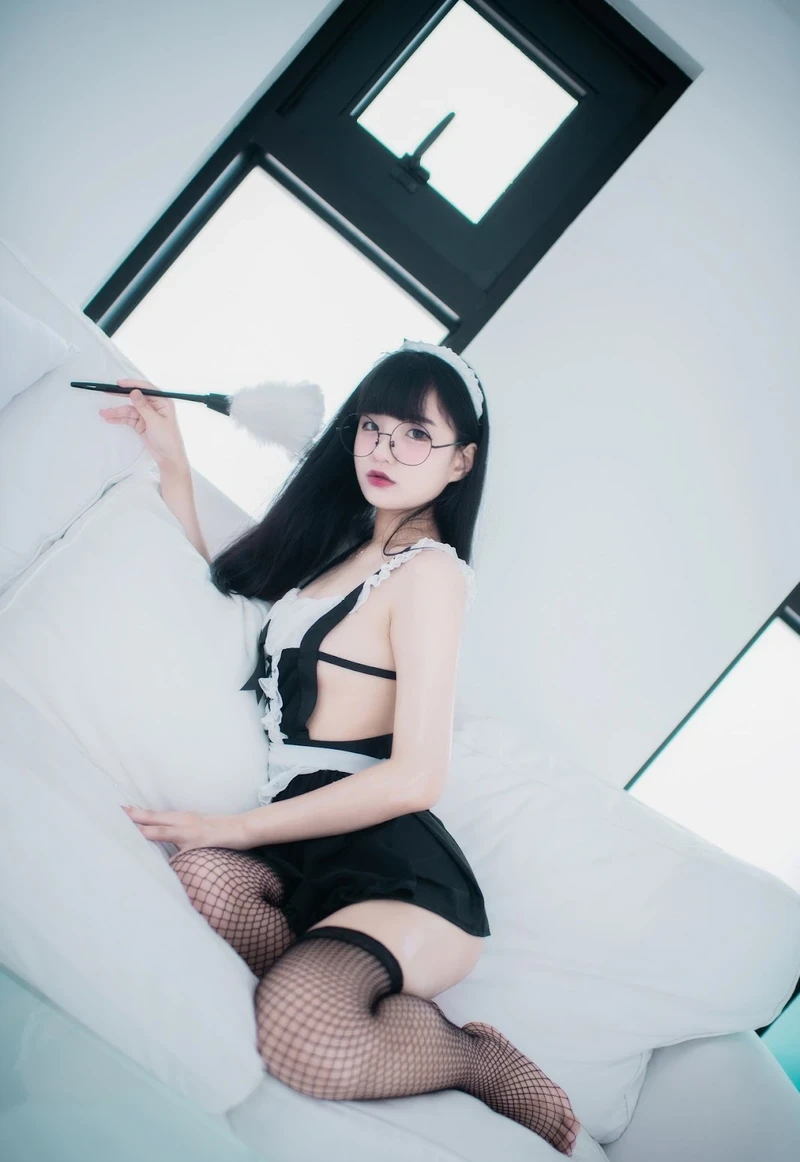 Ảnh khỏa thân - 23