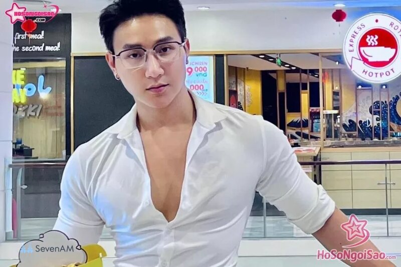 Khoa Vương - Khác biệt về gu giải trí Khoa Vương - Khác biệt về gu giải trí
