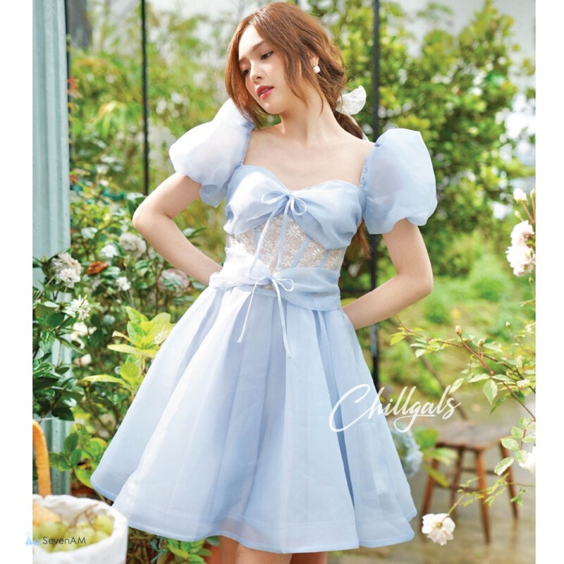 Váy corset - Phần thân có gọng giữ phom, và đổi lại là gì Váy corset - Phần thân có gọng giữ phom, và đổi lại là gì