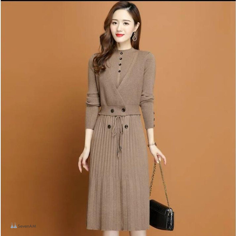 Váy len - Lớp mặc trong quyết định váy len trông gọn hay rối Váy len - Lớp mặc trong quyết định váy len trông gọn hay rối
